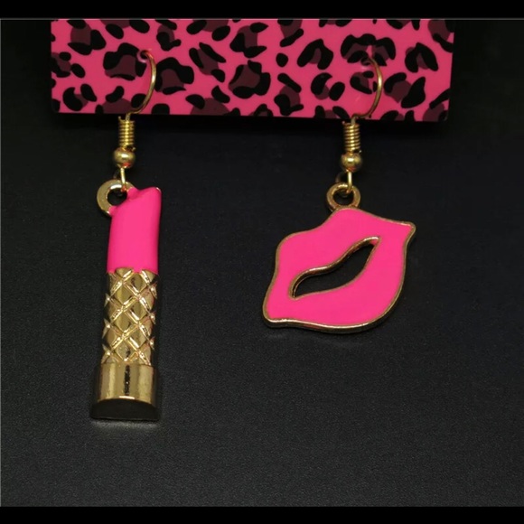 Betsey Johnson Sexy Lipstick Kiss Earrings - Picture 5 of 5